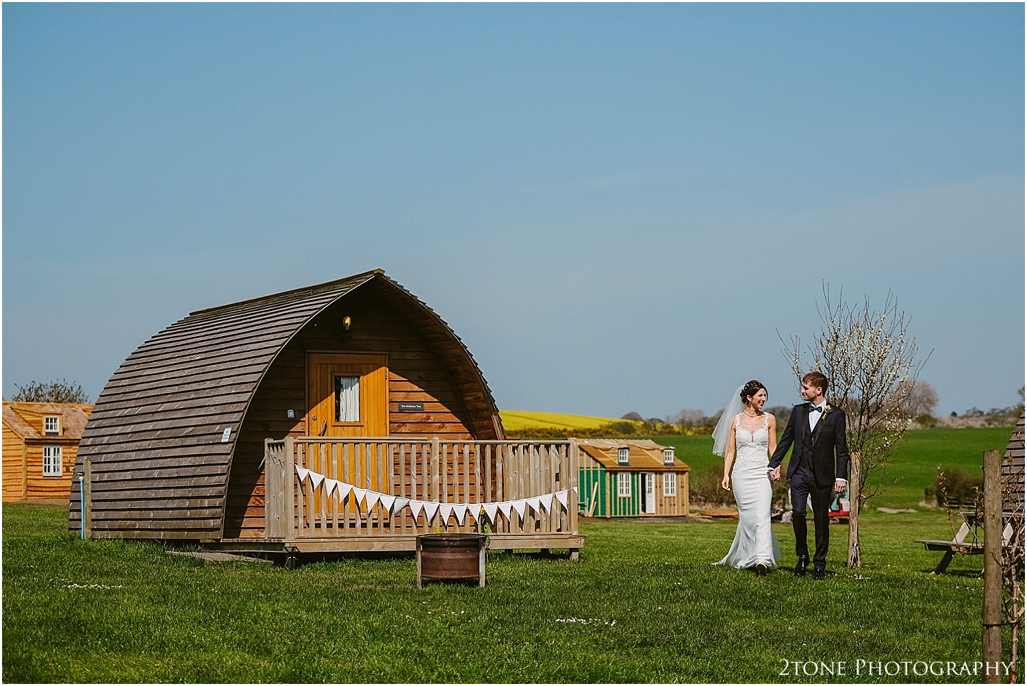 Northside Farm wedding photographer 101.jpg