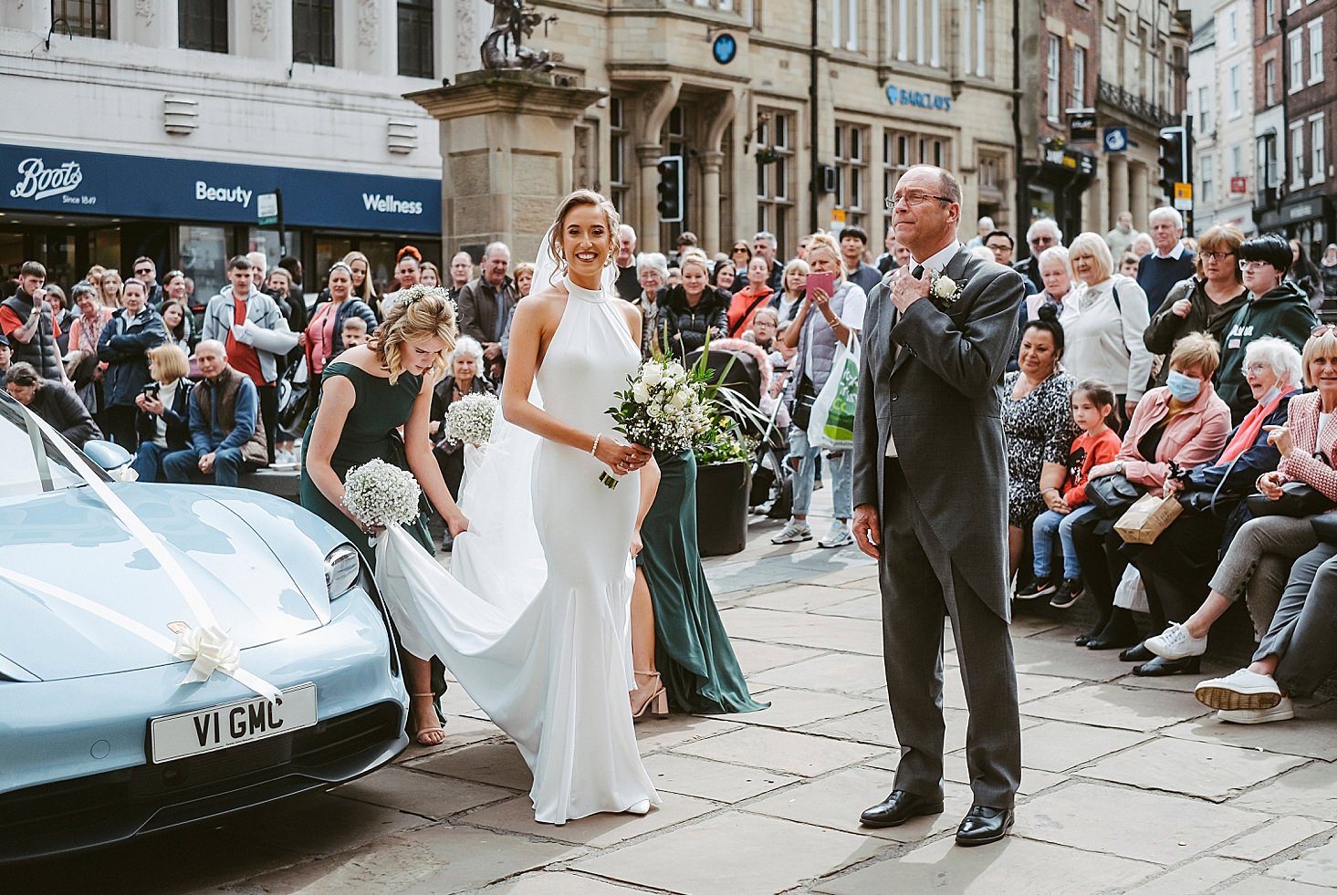 A crowd formed in Durham as Briony appeared on the dawn of her big day.

#wedding #weddings #weddingday #photo #photography #photographer #weddingphotography #weddingphotographer #northeastphotography #northeastwedding #northeastweddings #northeastwe