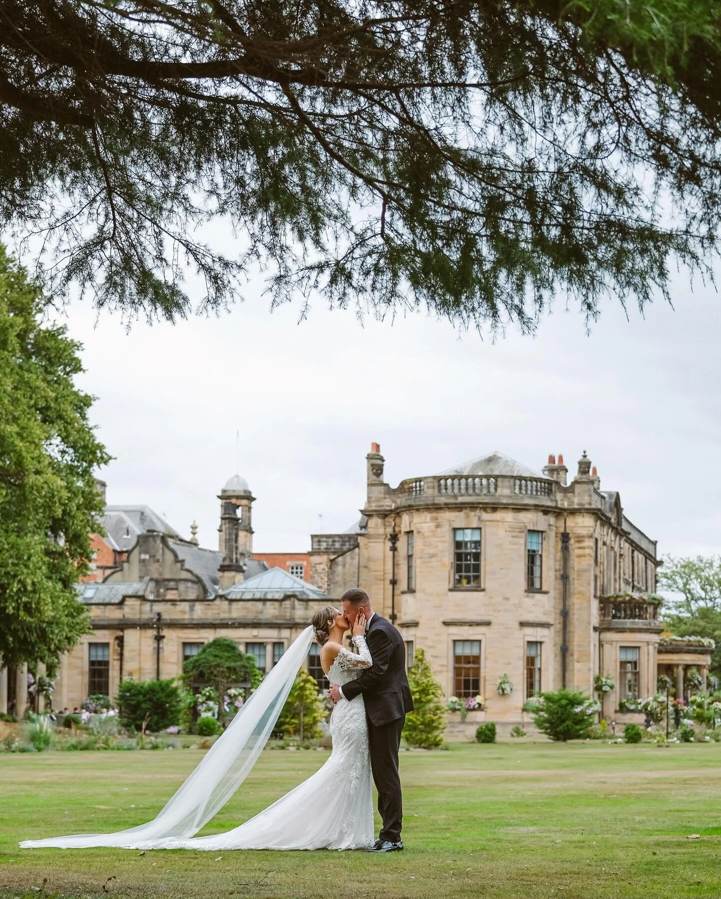 Introducing the new Mr and Mrs Fitzgerald. Charlotte and Matty were married yesterday at Beamish Hall.

Here are their suppliers:

Bride // @charlotte_fenwick
Groom // @matty.fitzgerald

Photography //&nbsp;@2tonephoto
Videography // @toptablefilms
V
