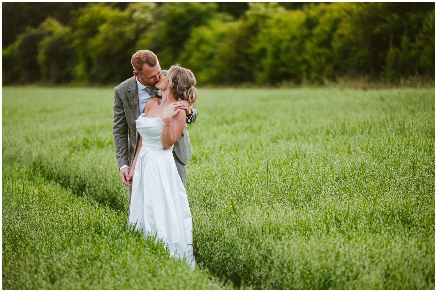 Healey Barn Wedding Photography - A + A - 081.JPG