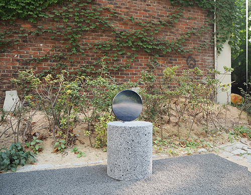 JihyeKang-Planet Chair 11.jpeg