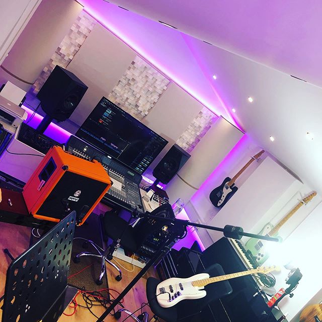 The image our viewers don&rsquo;t see when we produce videos. Looks tidy in shot but around the room is utter chaos #video #filming #contentcreator #finalcutpro #lightscameraaction #bassguitar #tutorial