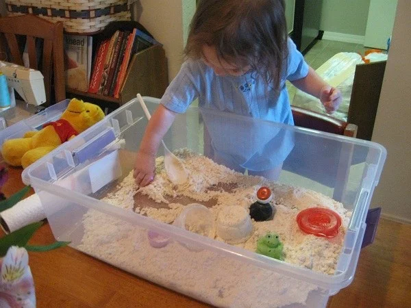 Bonus: no actual sand required. Rena from An Ordinary Housewife made hers from flour and oil but you can also use the rainbow rice above.
