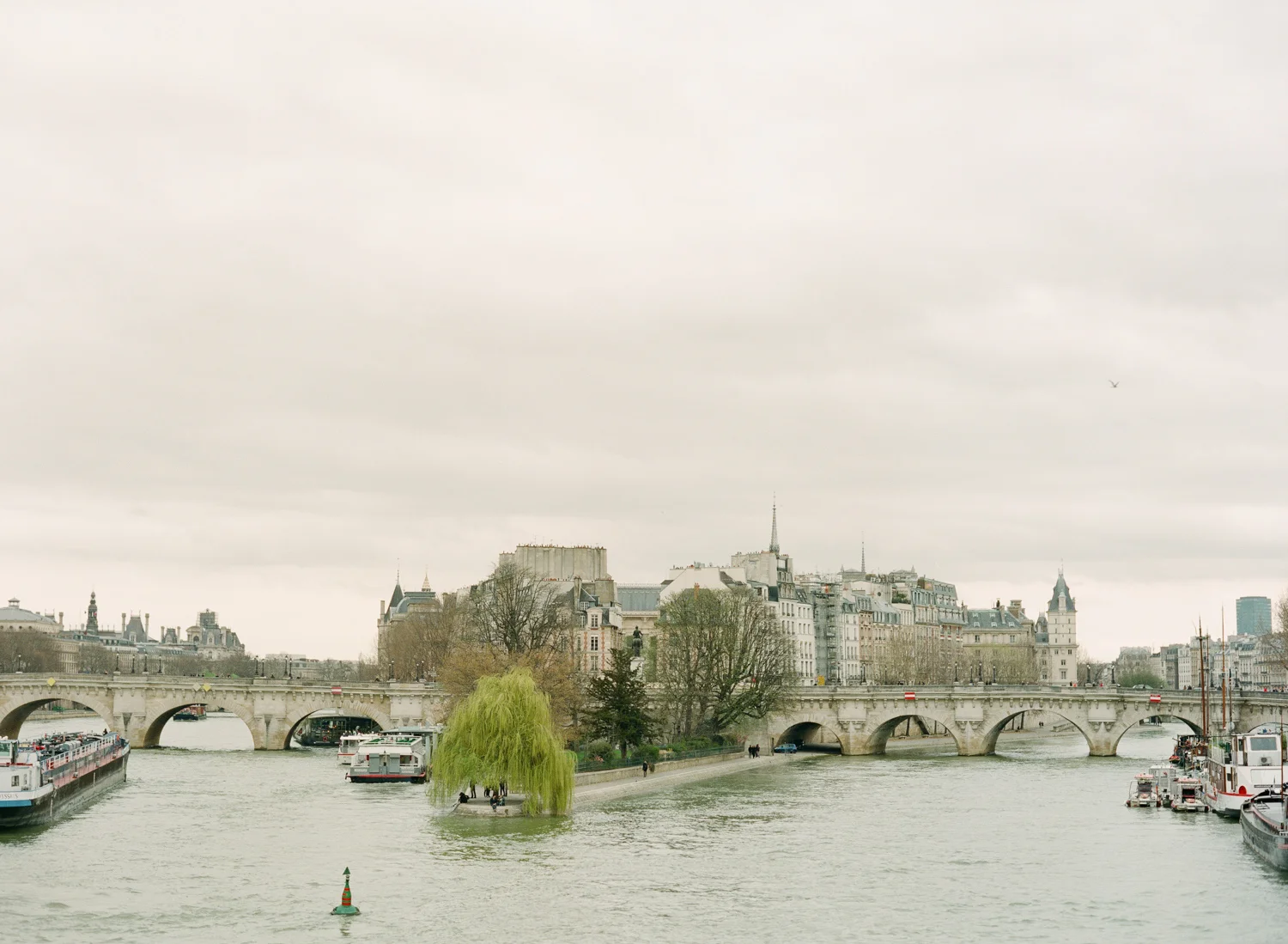 France-Adventures-By-The-Happy-Bloom-111.jpg
