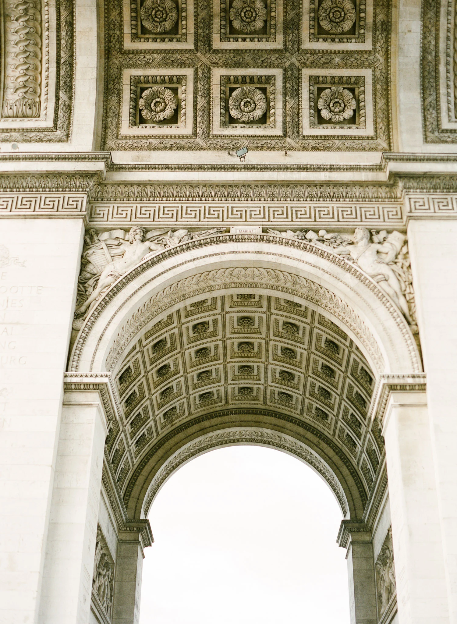 France-Adventures-By-The-Happy-Bloom-123.jpg
