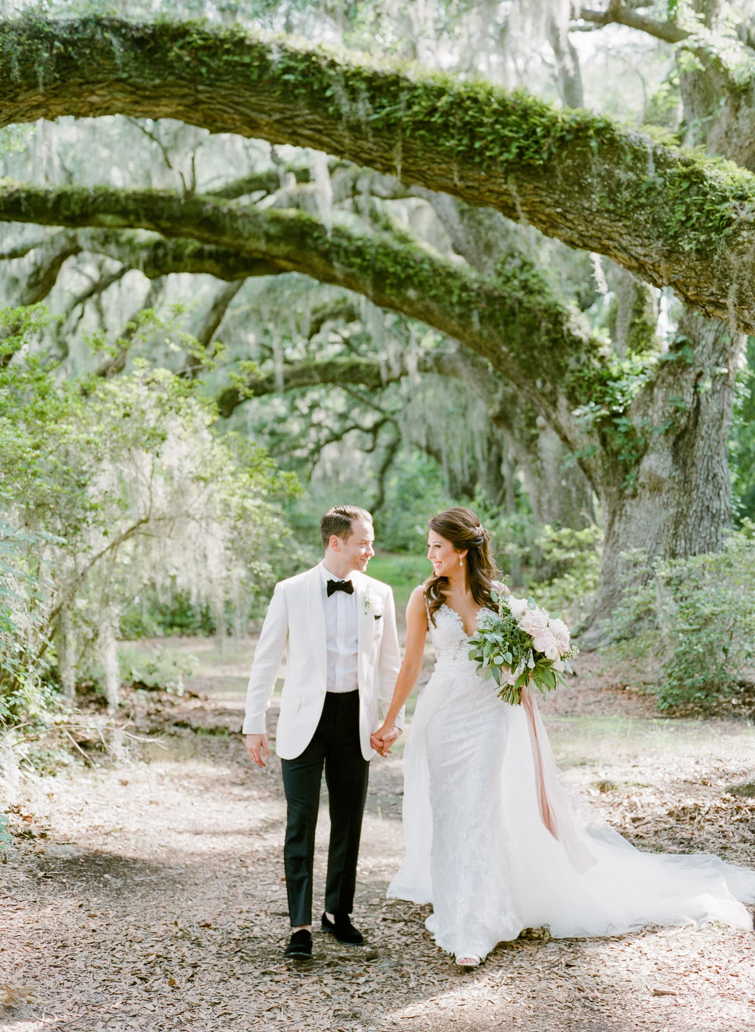 Charleston-Wedding-Venue-Magnolia-Plantation-1.jpg