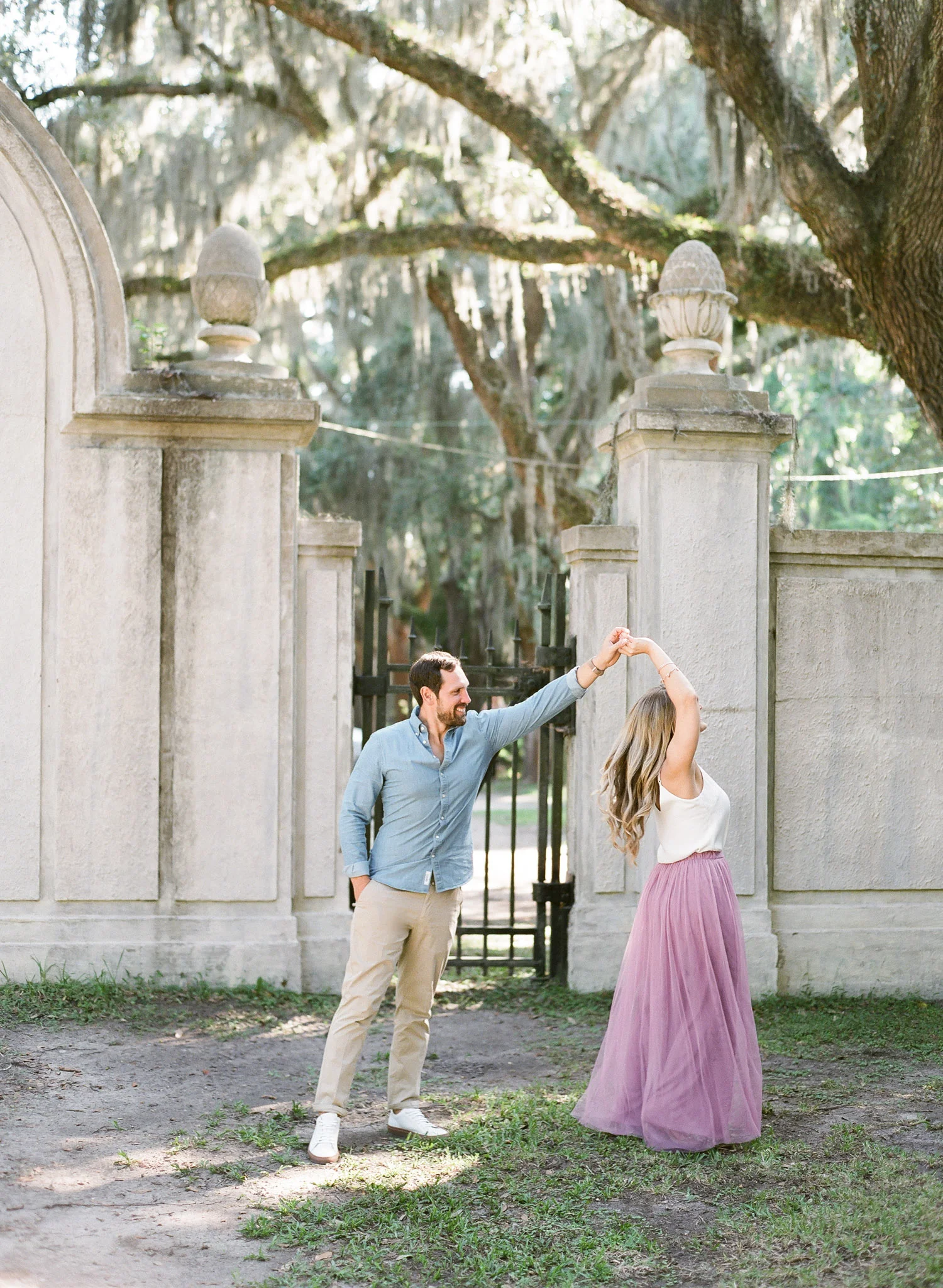 Wormsloe-Savannah-Engagement-Photos-61.jpg