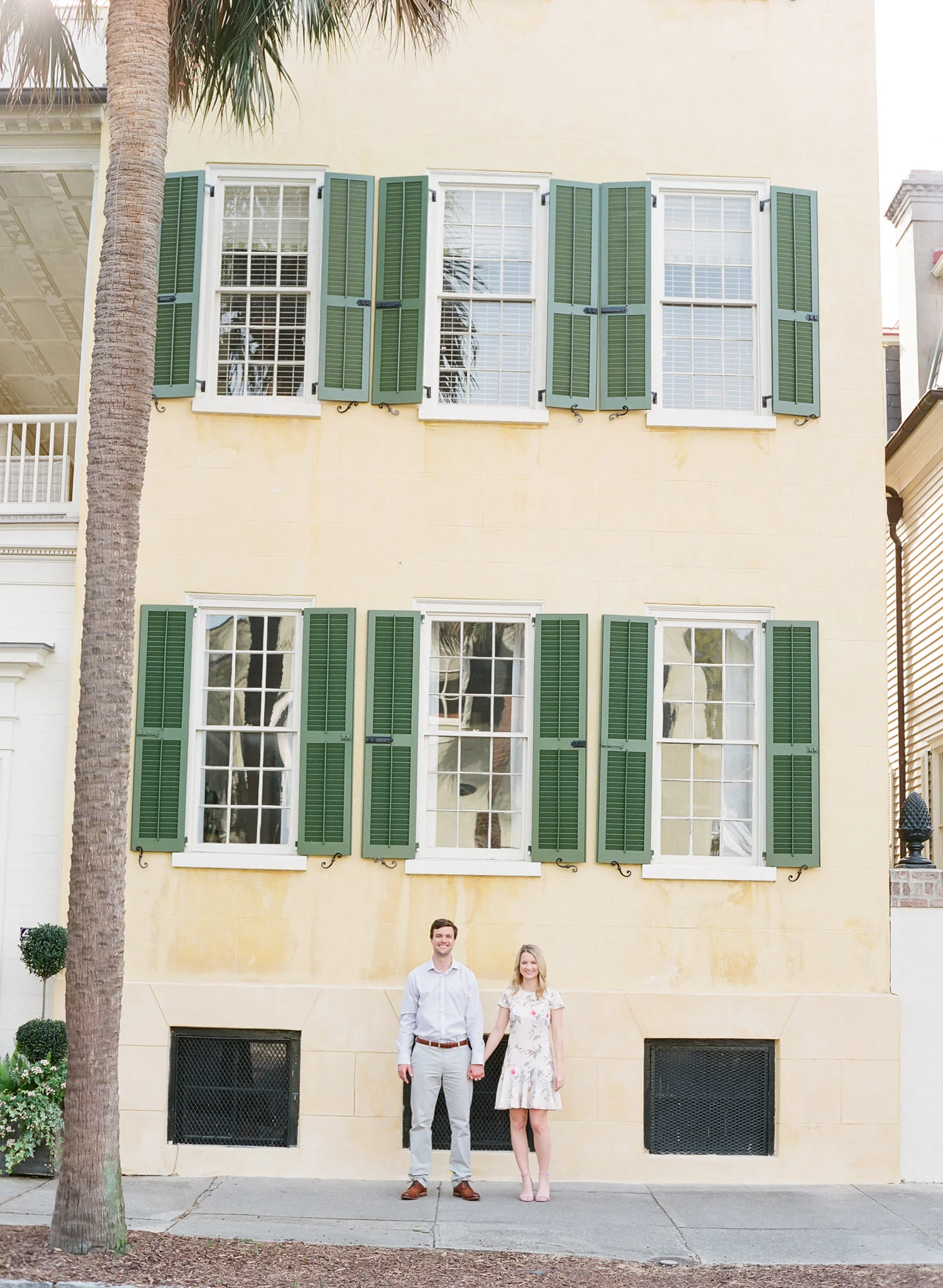Charleston-Engagement-Session-Photos-1.jpg