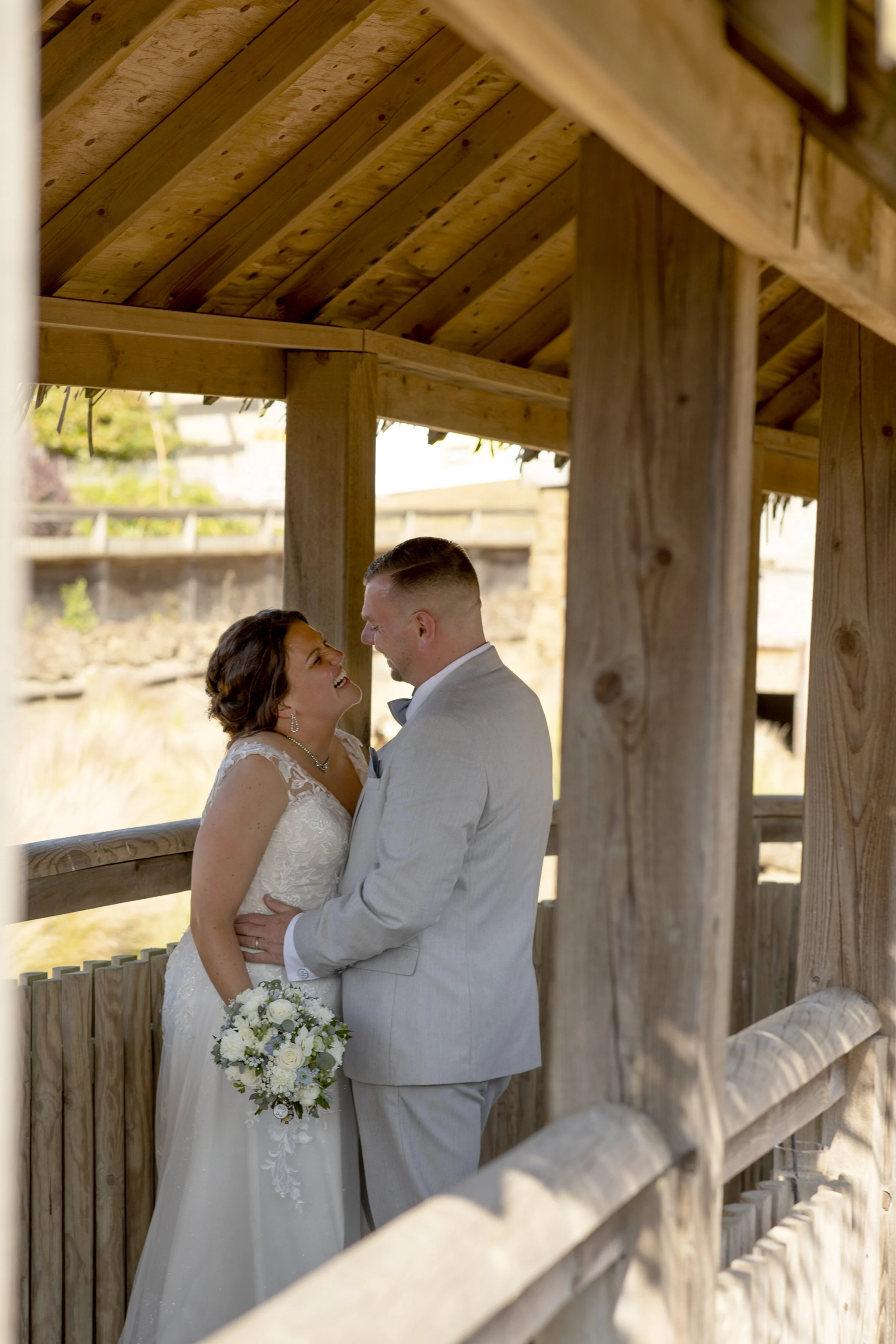 GARTER WEDDING PHOTOGRAPHY COUPLE SHOTS.jpg