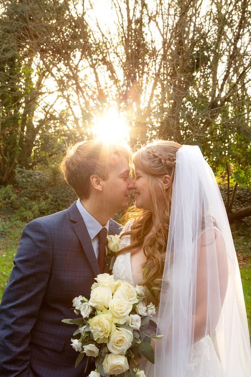WEDDING PHOTOGRAPHER KENT COUPLE SHOTS.jpg