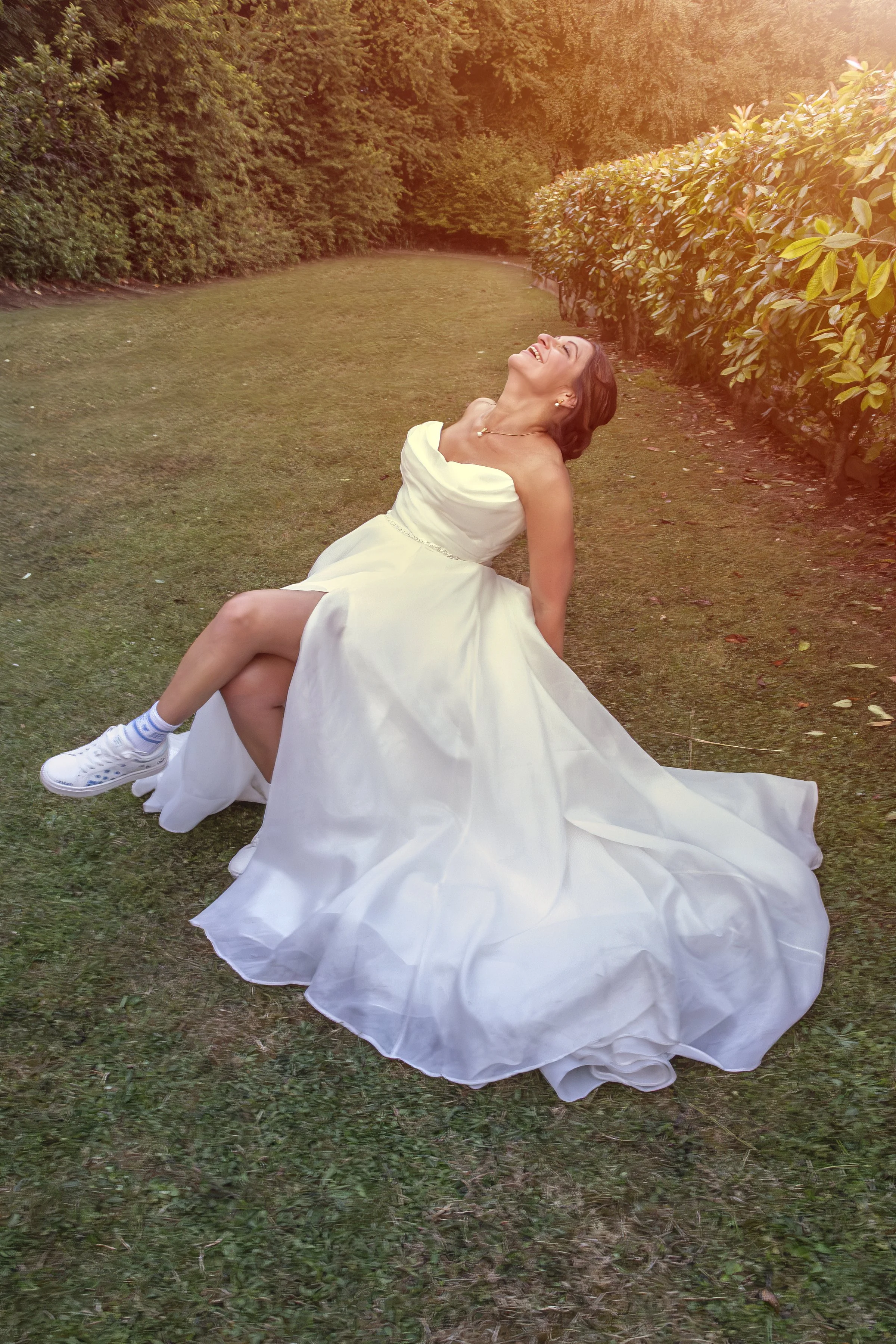 GARTER WEDDING PHOTOGRAPHY BRIDE 1.jpg