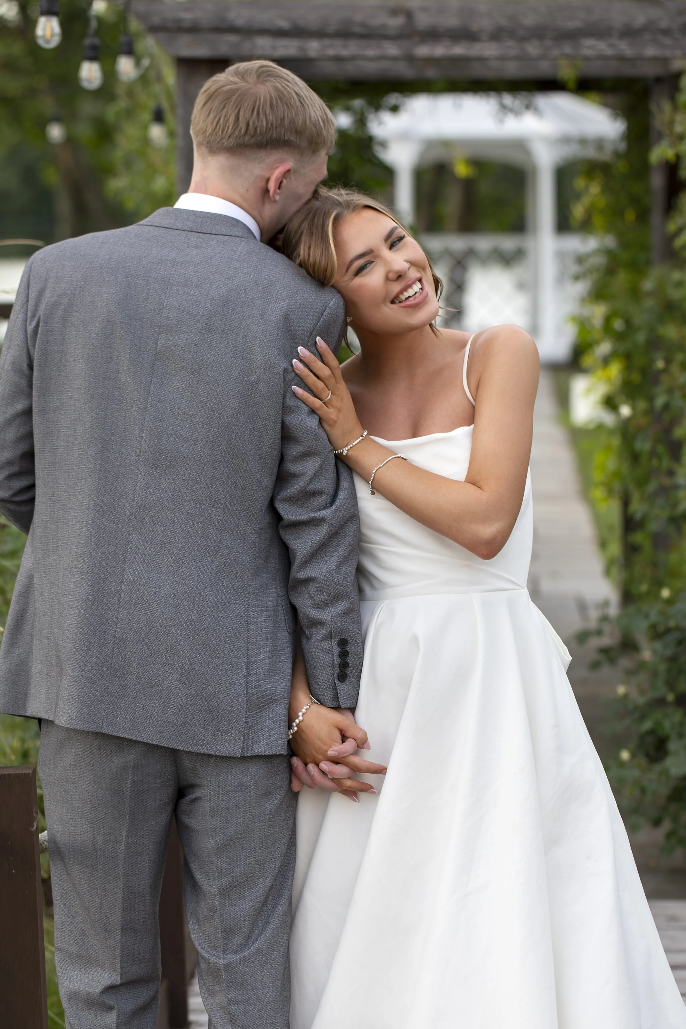 GARTER WEDDING PHOTOGRAPHY COUPLE 3.jpg