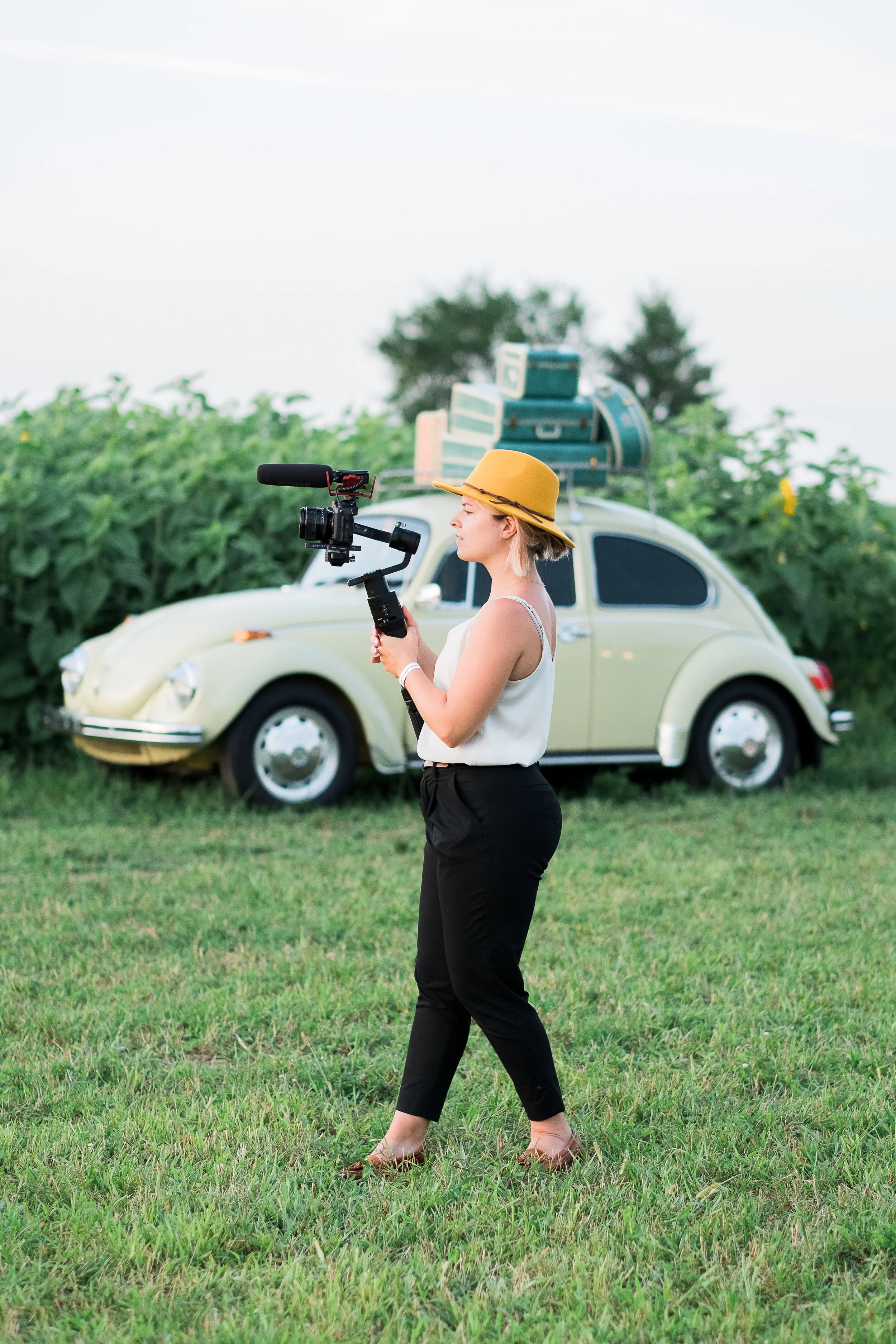 Courtney- Photographer & Videographer