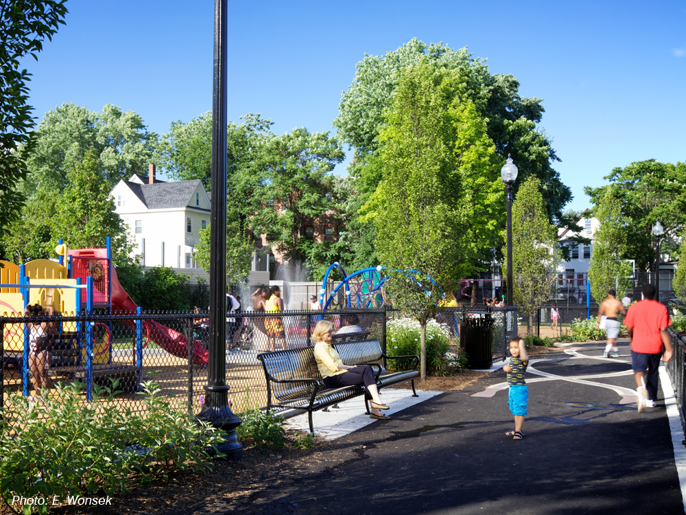 By creating better connections and pedestrian circulation, and adding new lighting, furnishings, two lit basketball courts, and a vibrant new playground and splash pad, CBA's design revitalized this large park, exceeding the community's expectations. Areas for multiple uses were highly important in the design. Praised as "an oasis in the city" and "like night and day" when compared to the prior space, the park showcases CBA's ability to respond to the needs and desires of residents and create a neighborhood asset.