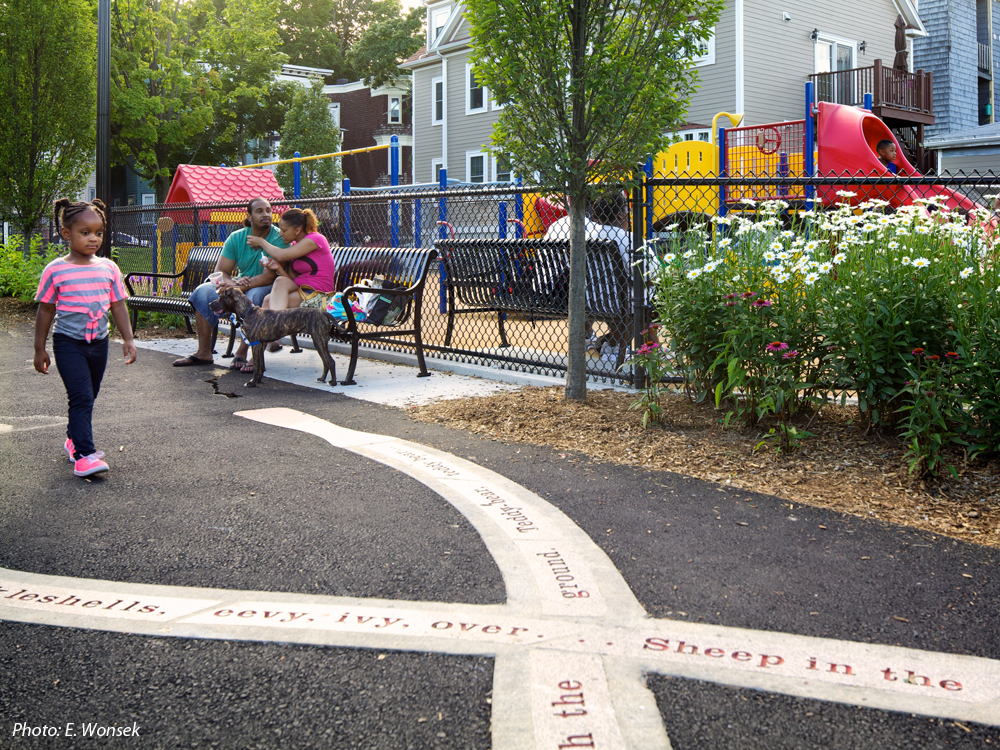  By creating better connections and pedestrian circulation, and adding new lighting, furnishings, two lit basketball courts, and a vibrant new playground and splash pad, CBA's design revitalized this large park, exceeding the community's expectations