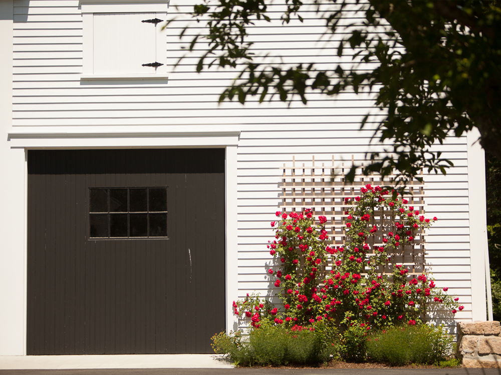 STATELY MATTAPOISETT HOME