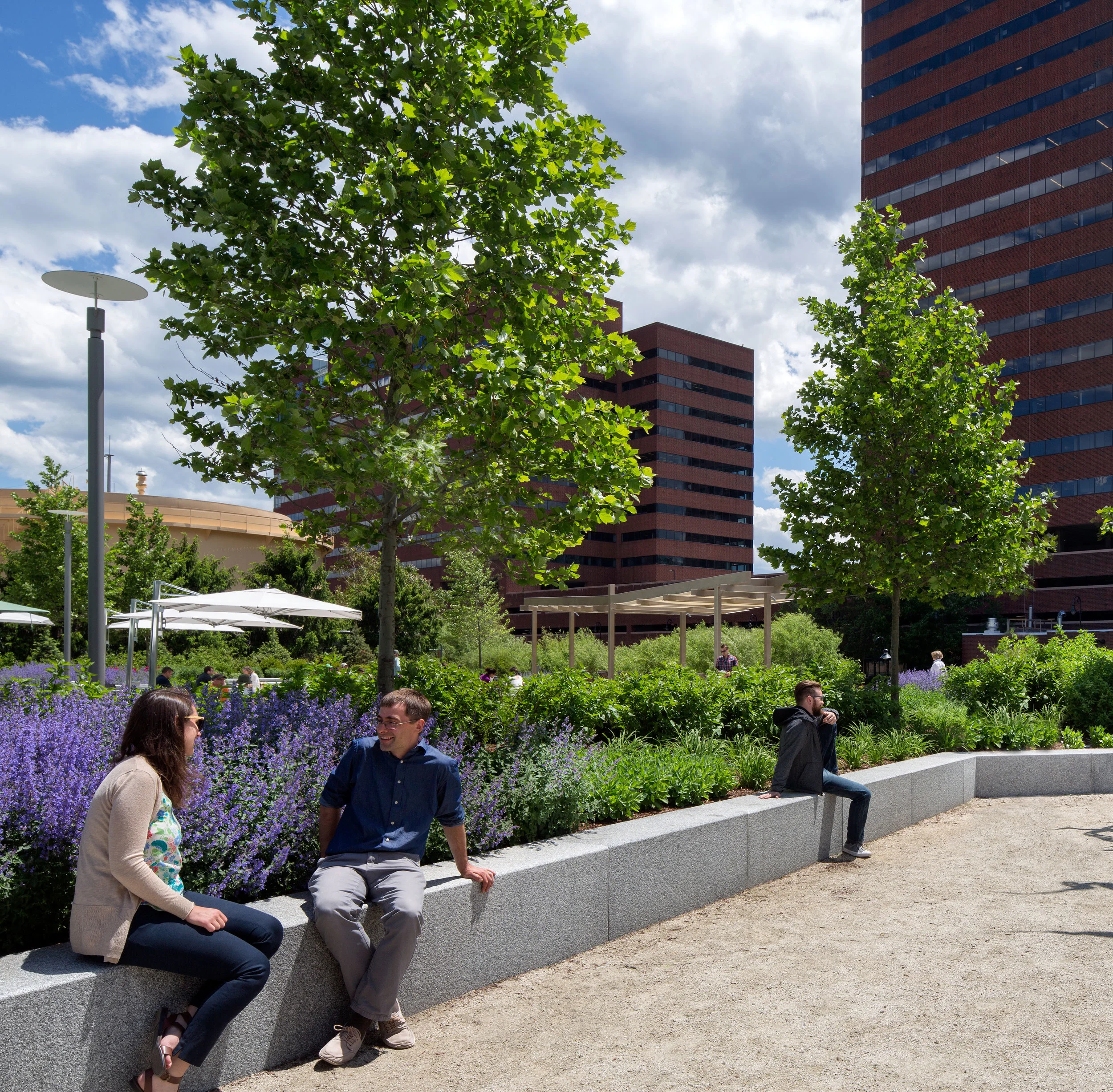 450Kendall-12 seat wall.jpg