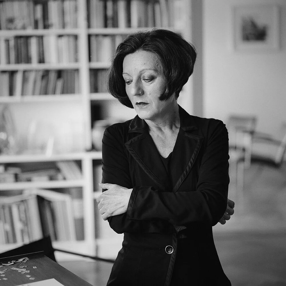 Die Literaturnobelpreisträgerin Herta Müller in ihrer Berliner Wohnung. Für Die Zeit.