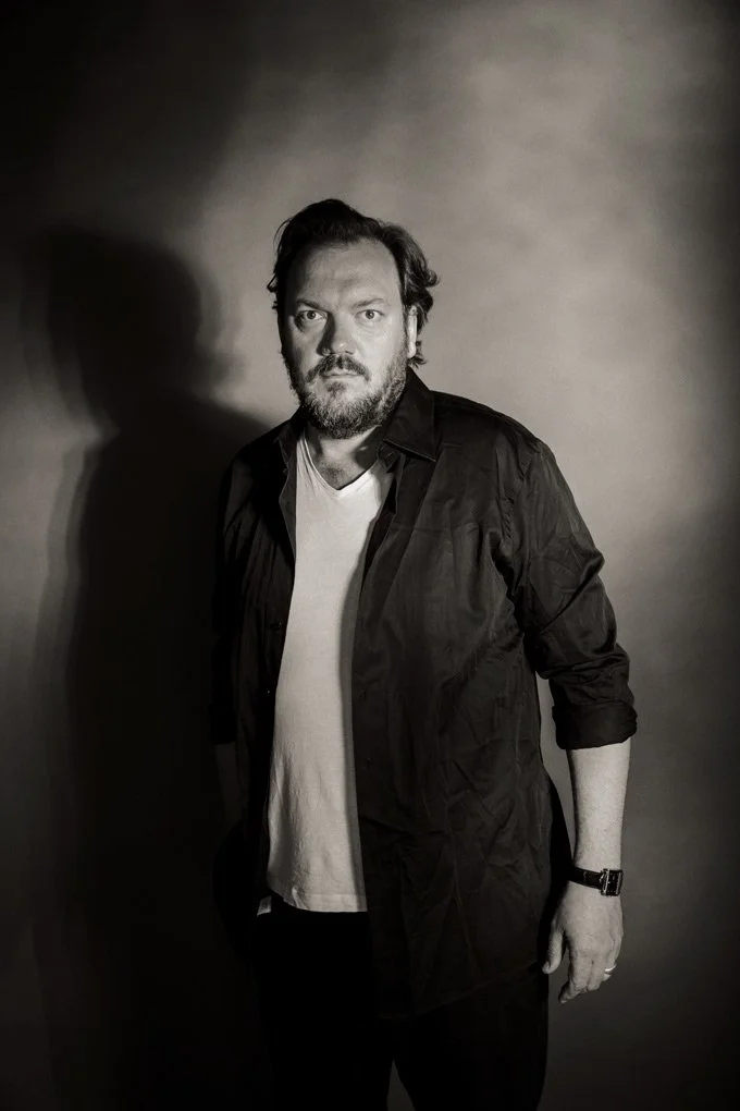 Der Schauspieler Charly Hübner für den Tagesspiegel.