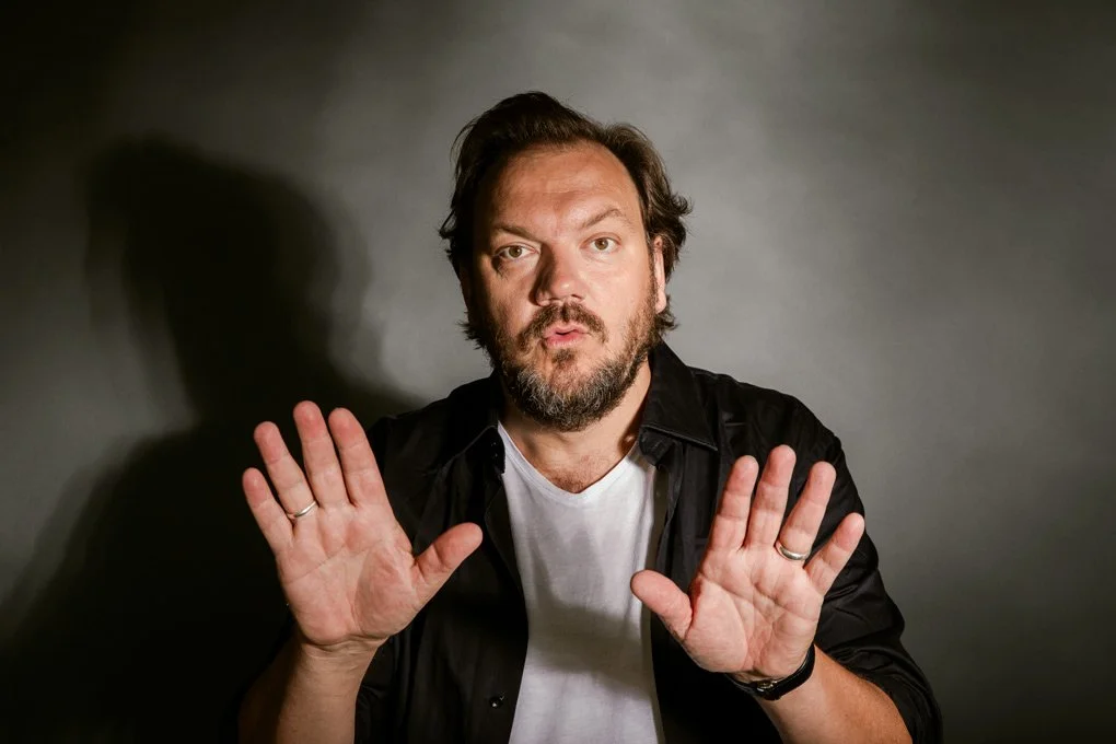 Der Schauspieler Charly Hübner für den Tagesspiegel.