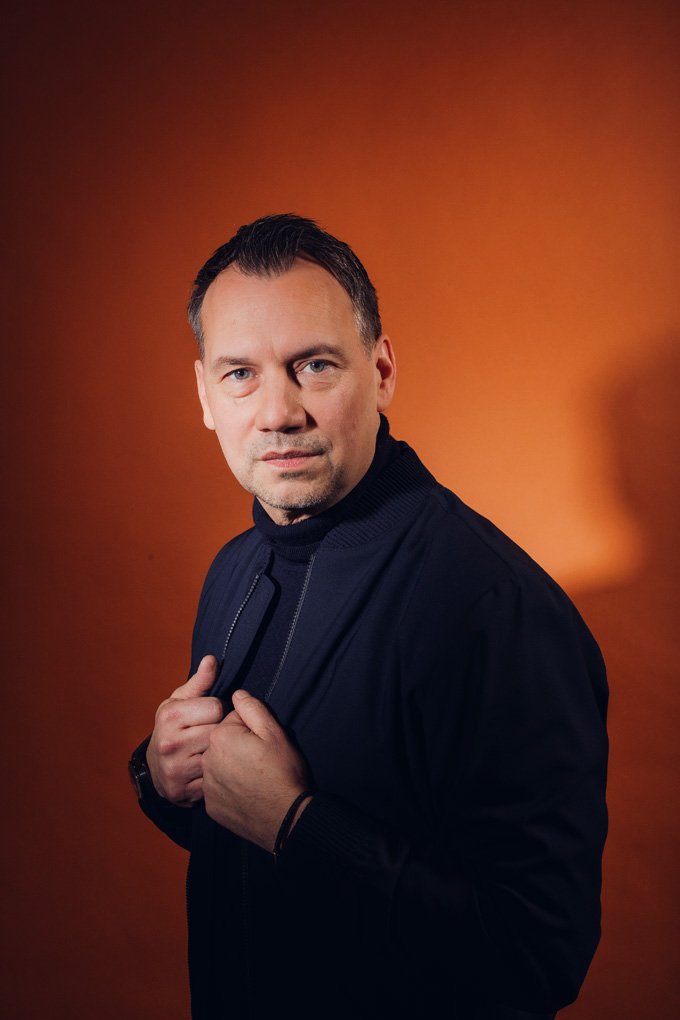 Der Schriftsteller Sebastian Fitzek für Galore Magazin