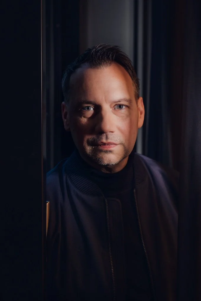 Der Schriftsteller Sebastian Fitzek für Galore Magazin