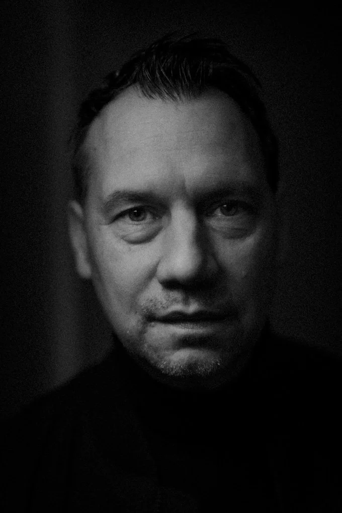 Der Schriftsteller Sebastian Fitzek für Galore Magazin