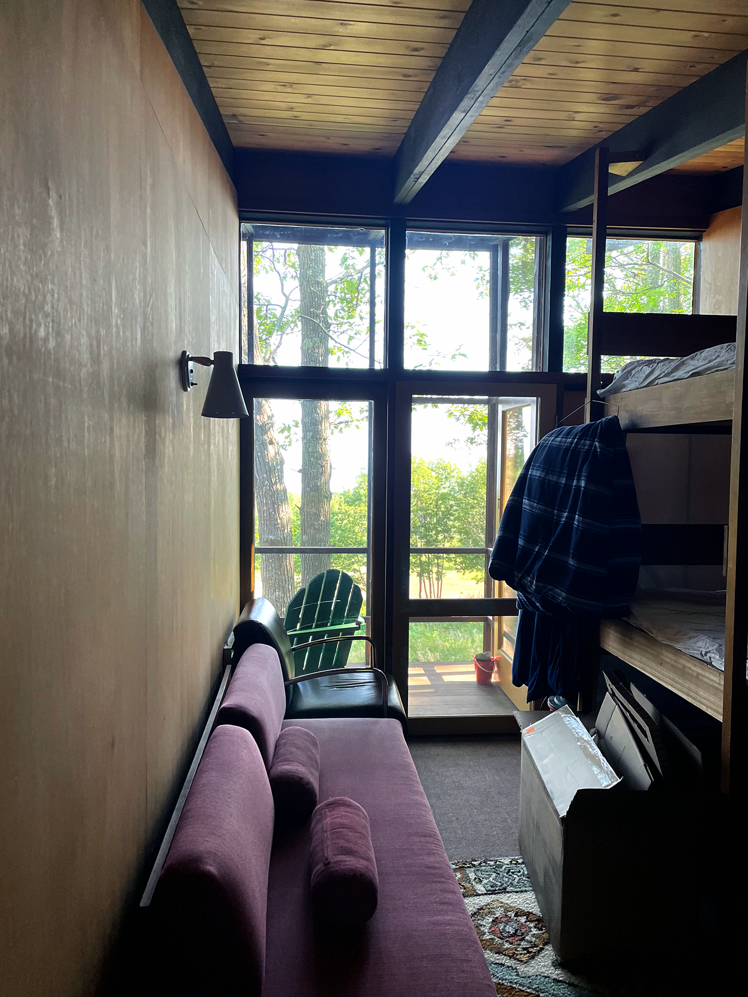 Close Bunkroom