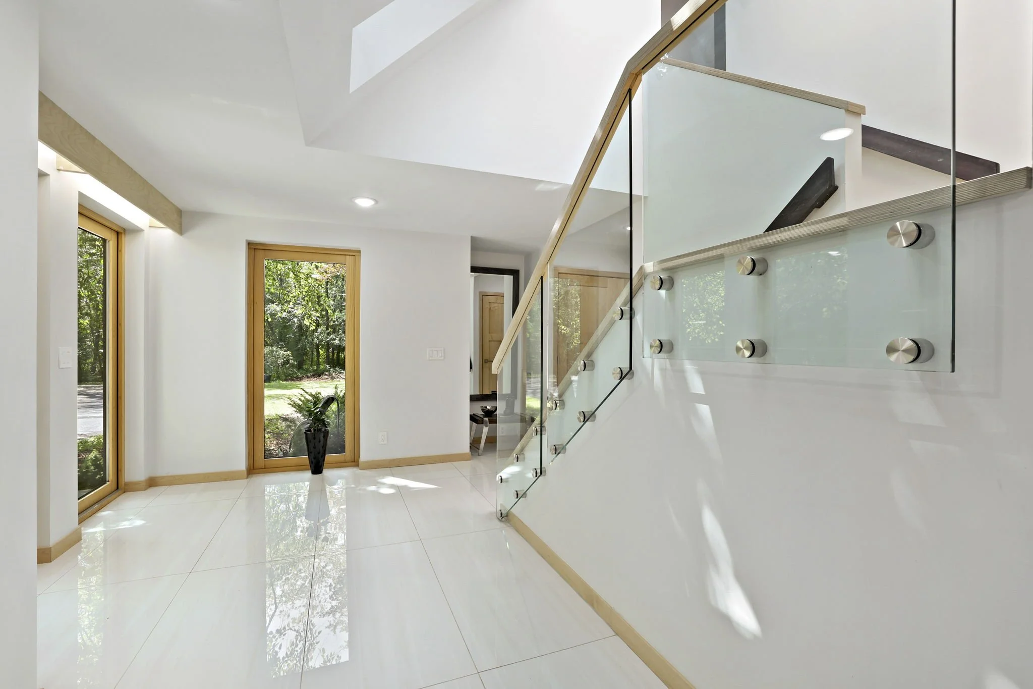 36-web-or-mls-2131 River Bend Rd - 43.jpg