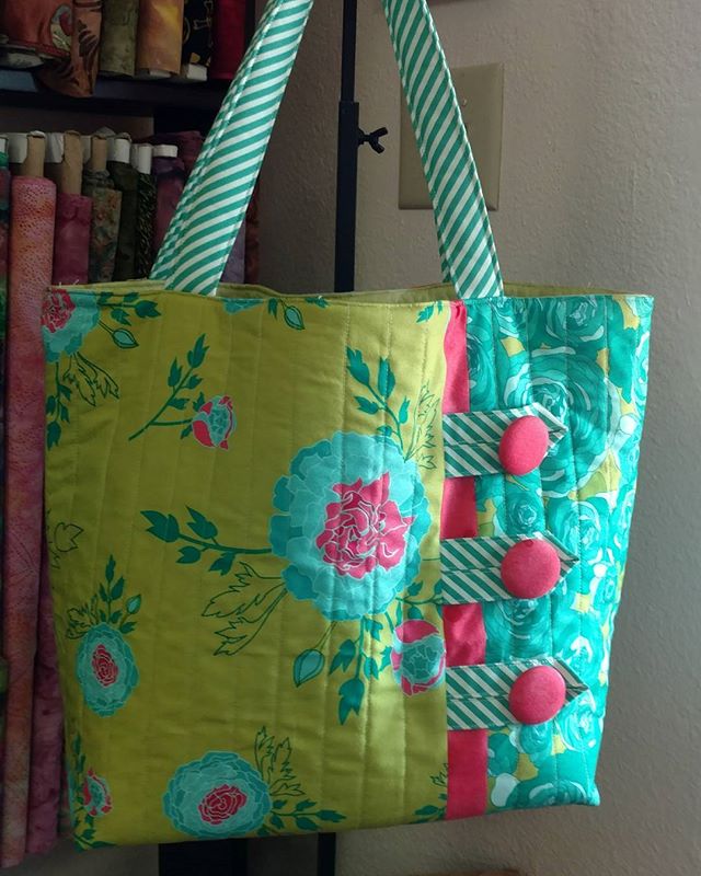 I just made my first Patti Dubreuil bag, if you haven't made one her patterns are amazing. Well written with lots of pictures for people like me who aren't pattern readers.