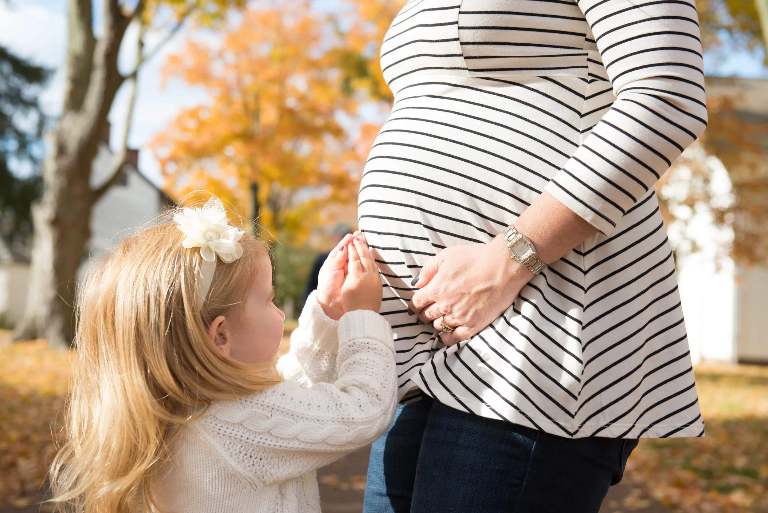 maternity photo in bucks county