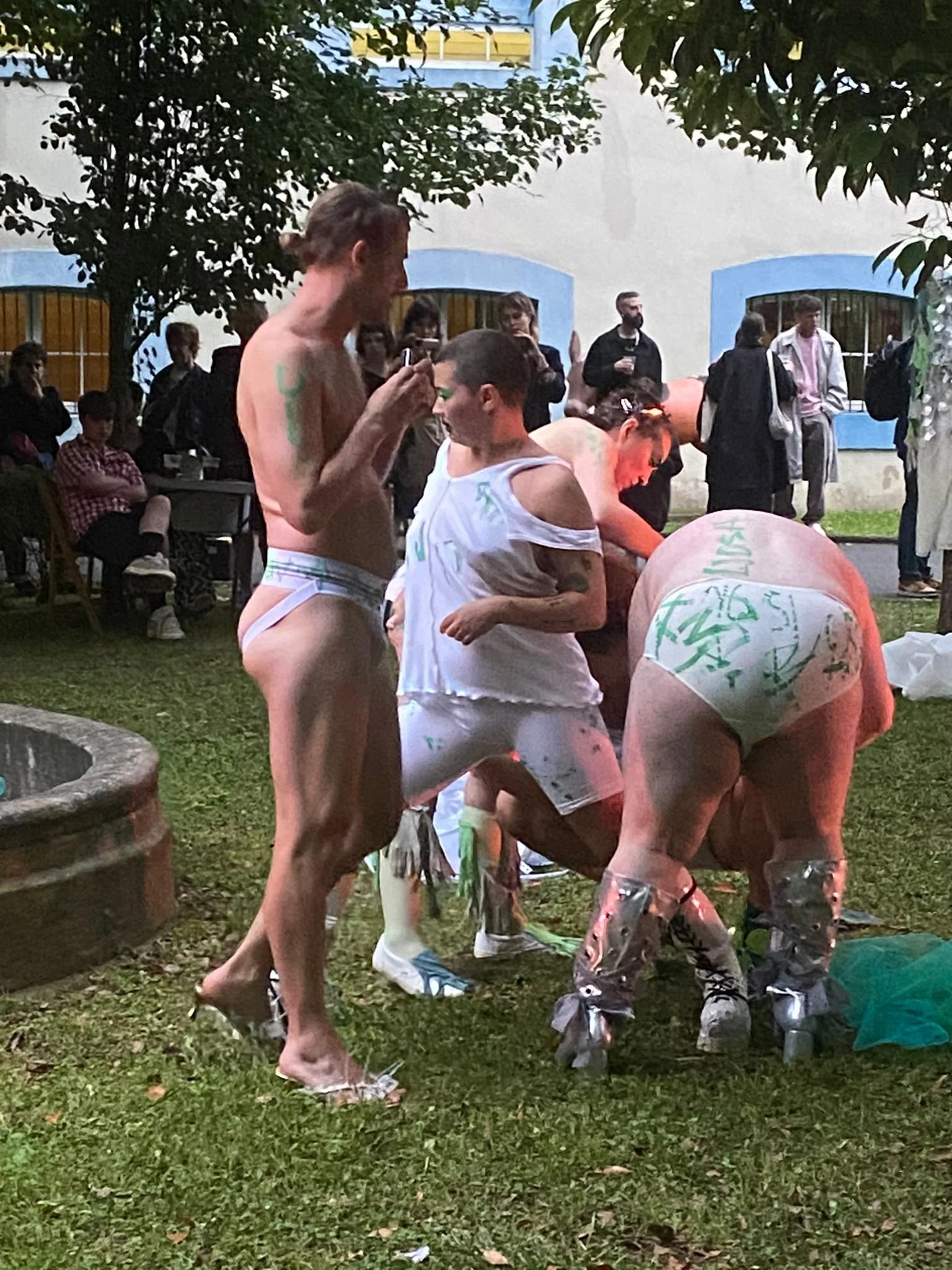 SINPATRON12 copy.JPG