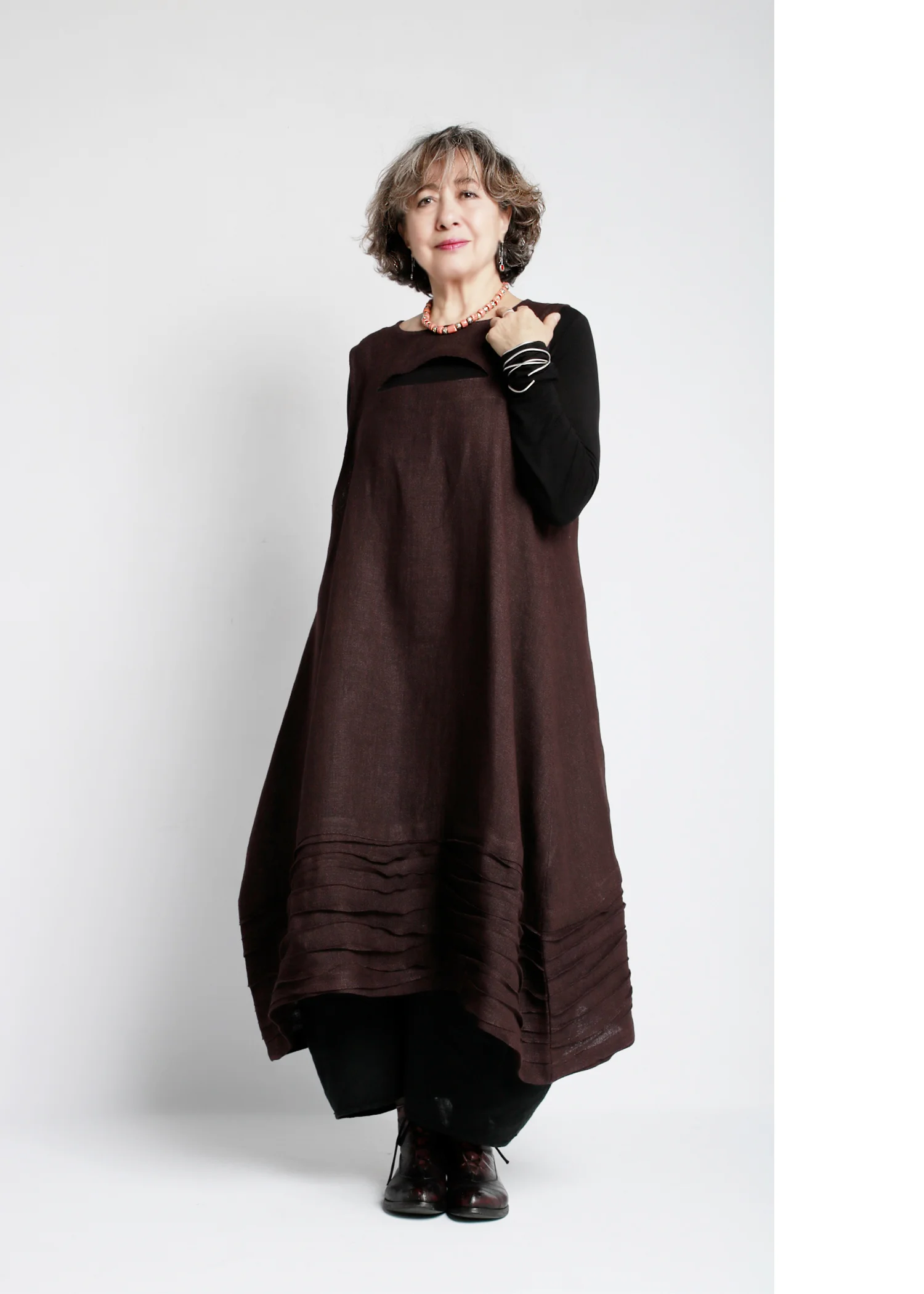 WINDOW-TUNIC.jpg