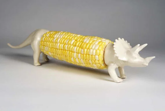 dinosaur-corn-cob-holders-triceratops.jpg