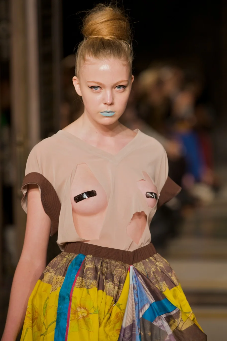 Fashion Scout Vestibule S-S 2012 © Marc Aitken 2014 . www.marcaitken.com 212011-09-182011.jpg