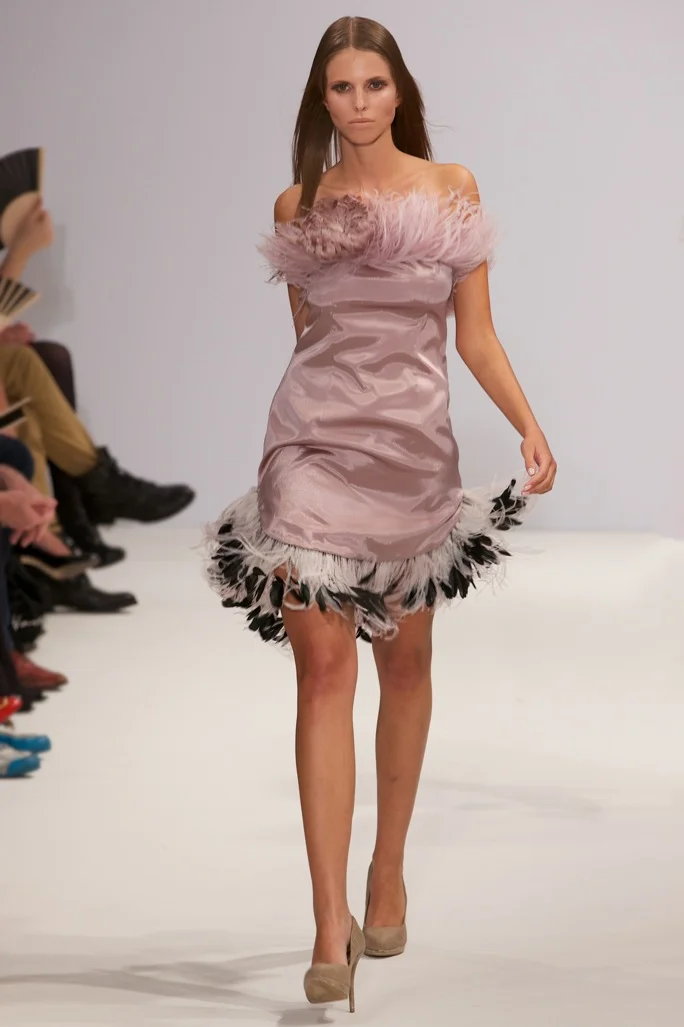 Rohmir S-S 2012 © Marc Aitken 2014 . www.marcaitken.com 102011-09-182011 (1).jpg