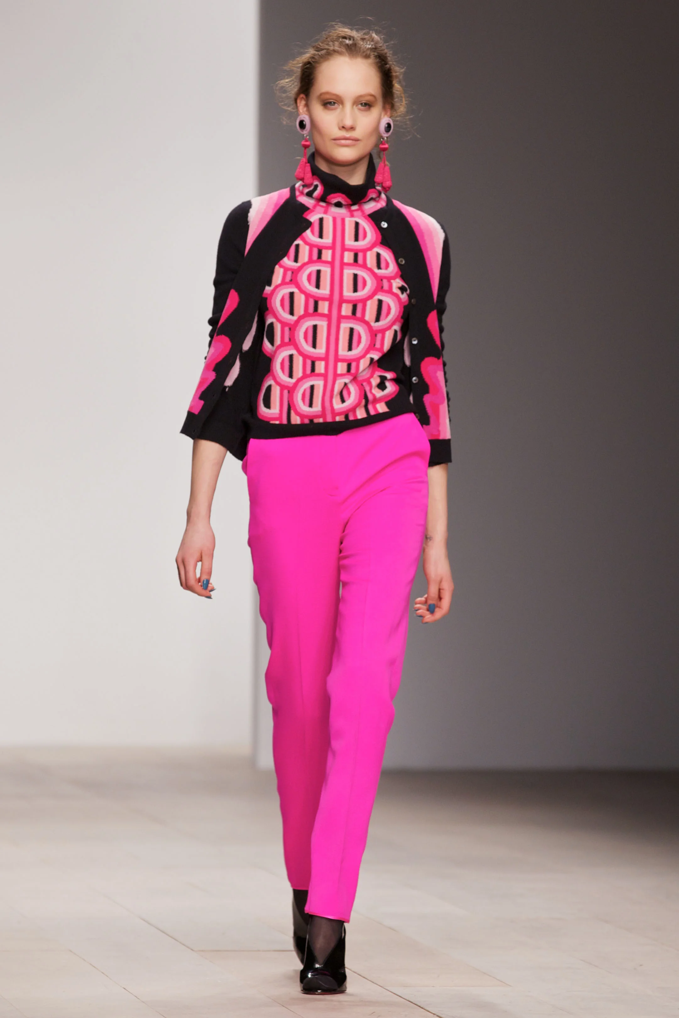 Holly Fulton A-W 12 © Marc Aitken 2014 . www.marcaitken.com 62012-02-212012.jpg