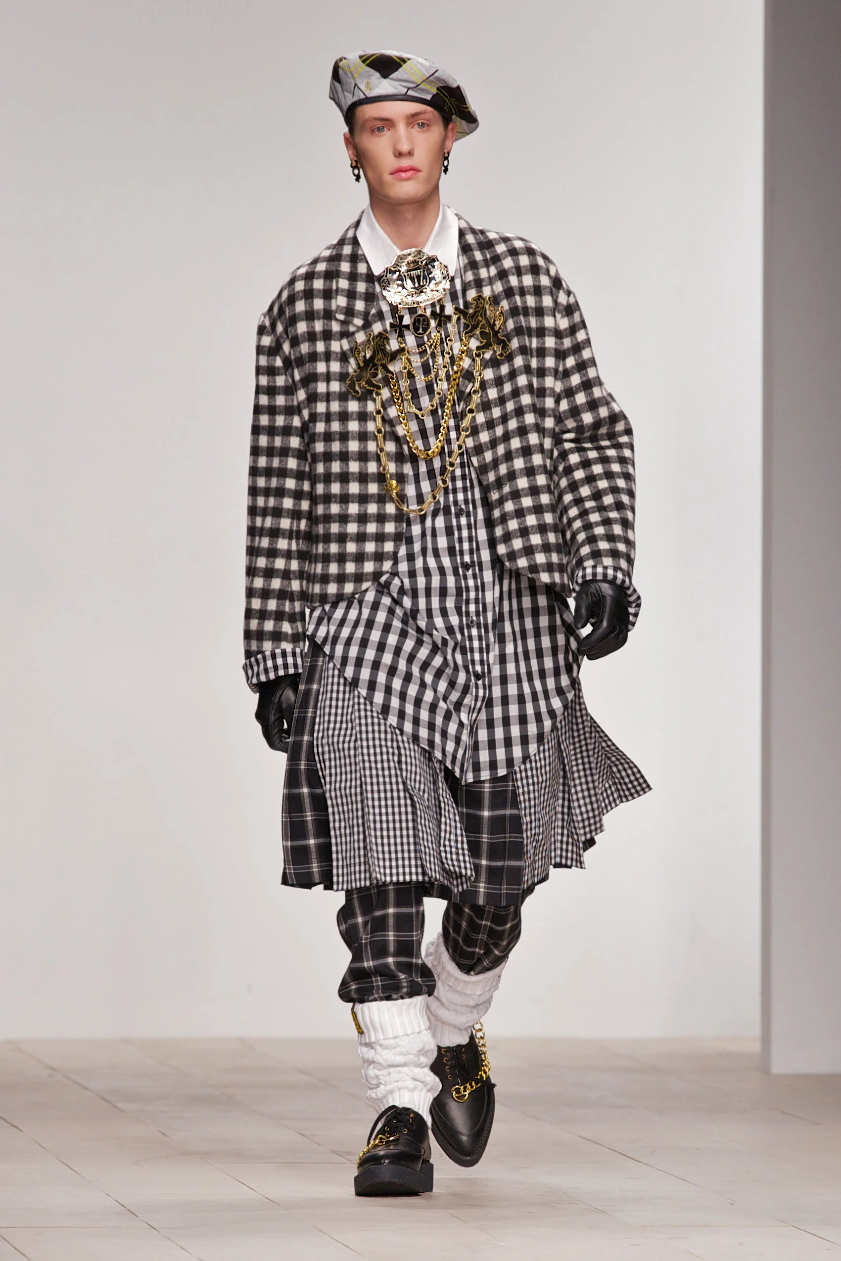 KTZ (c) marc aitken 2012 (6).jpg