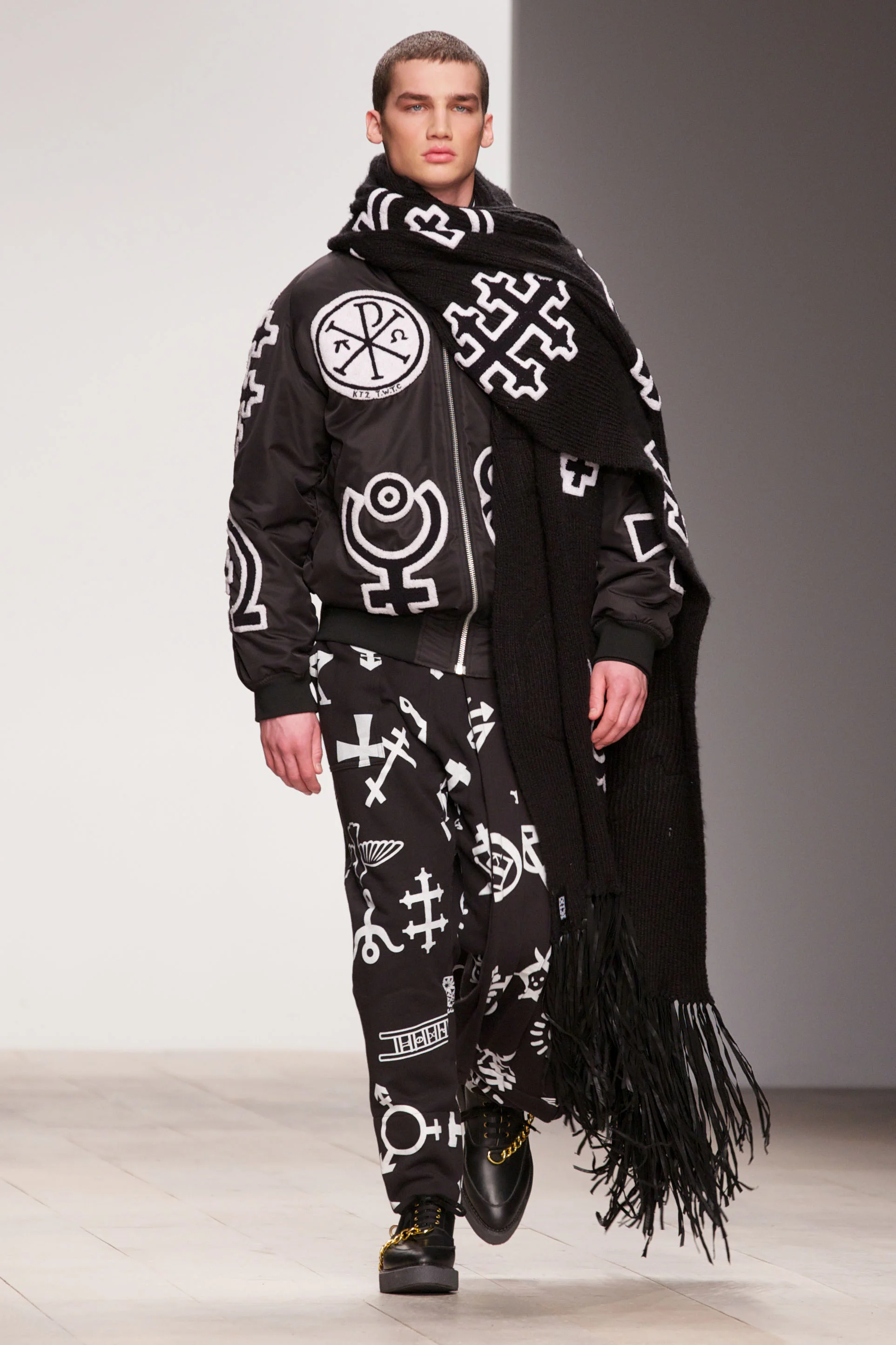 KTZ (c) marc aitken 2012 (27).jpg