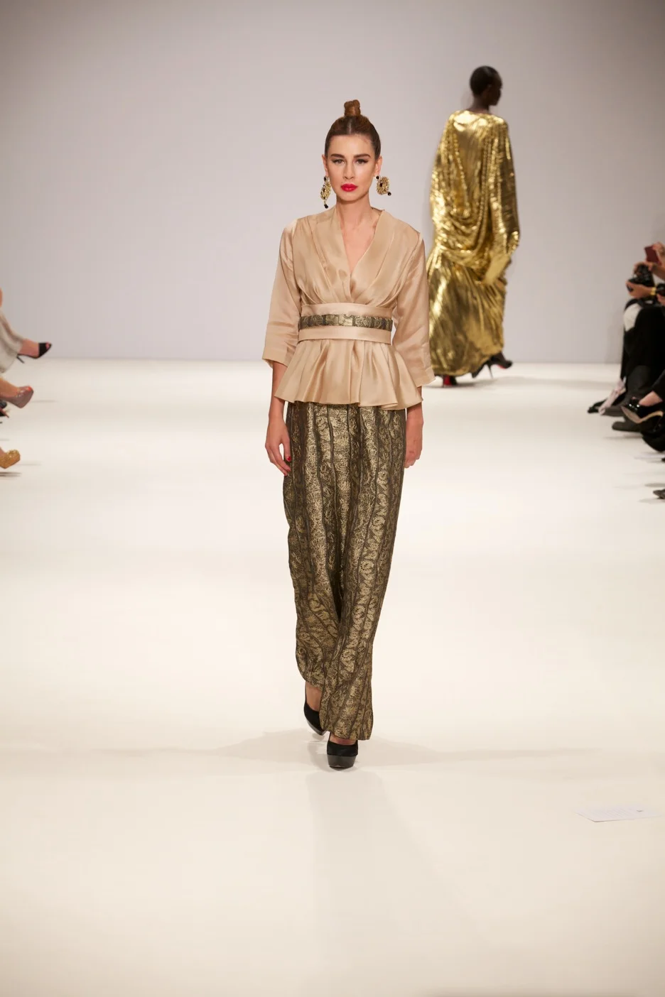 Das Collection S-S 13 © Marc Aitken 2014 . www.marcaitken.com 32012-09-172012.jpg