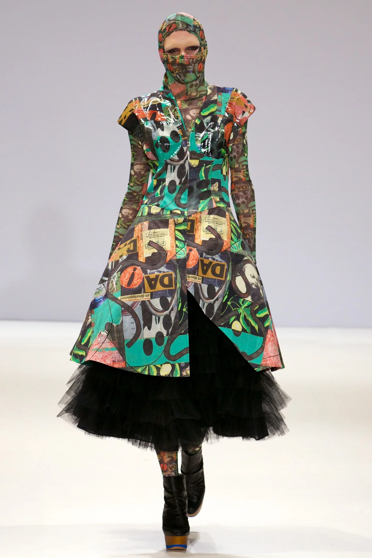 Dans La Vie AW 13 © Marc Aitken 2014 . www.marcaitken.com 332013-02-162013.jpg