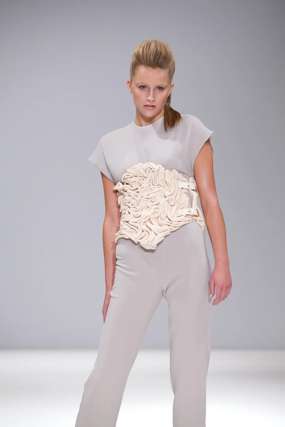 Marina Hoermanseder A-W 2014 Fav's © Marc aitken 2014  23.jpg