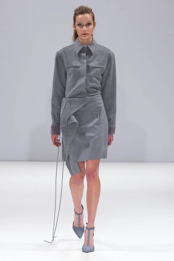 Yifang Wan A-W 2014 c) Marc aitken 2014  4.jpg