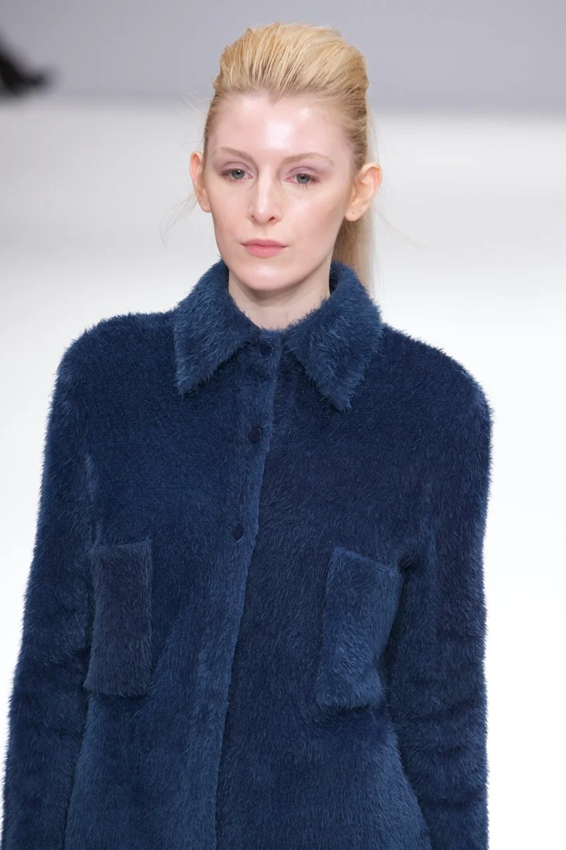 Yifang Wan A-W 2014 c) Marc aitken 2014  11.jpg