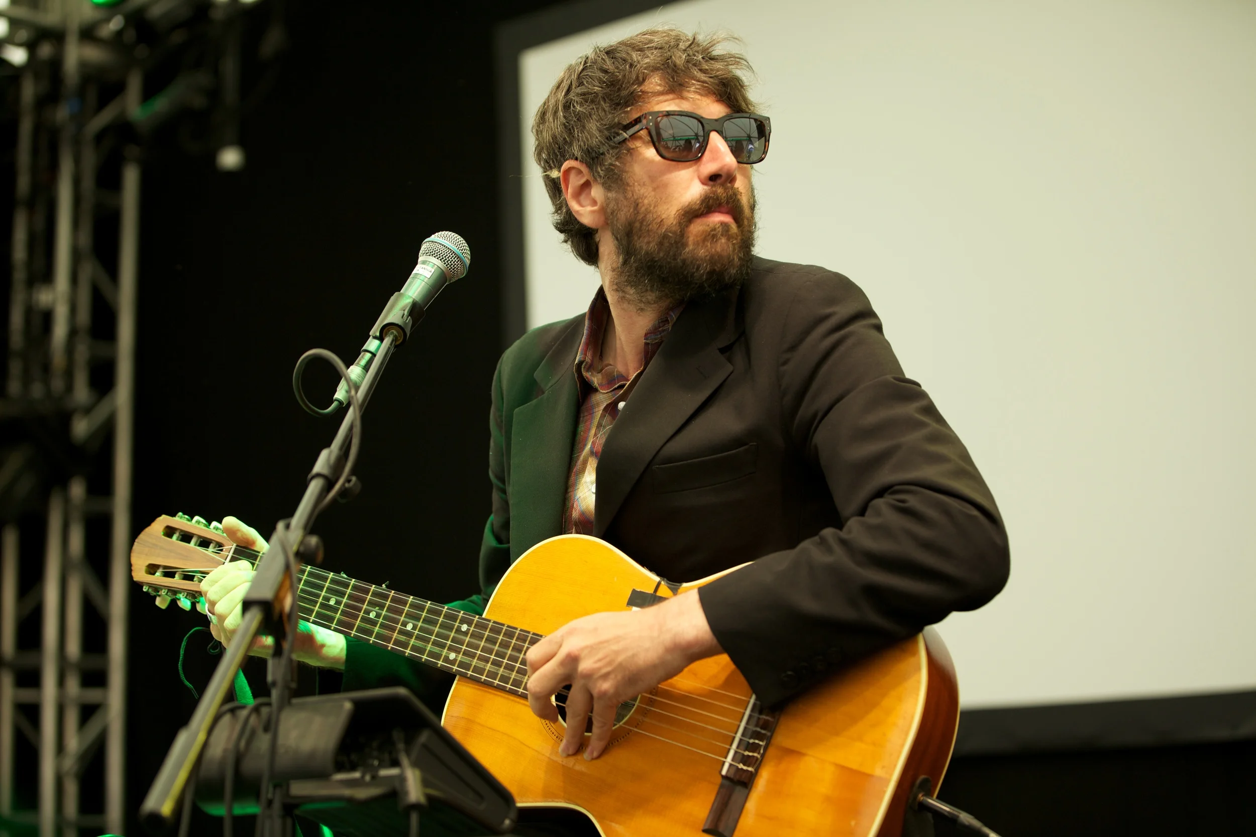 Gruff Rhys WOMAD © Marc Aitken 2014 www.marcaitken.com 292014-07-272014.jpg