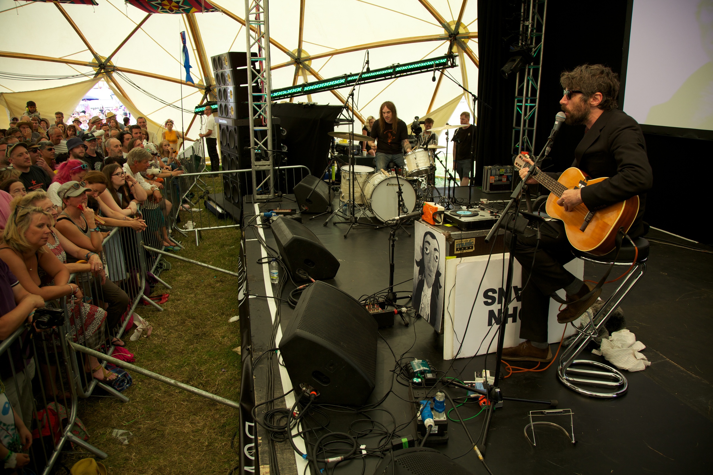 Gruff Rhys WOMAD © Marc Aitken 2014 www.marcaitken.com 522014-07-272014.jpg