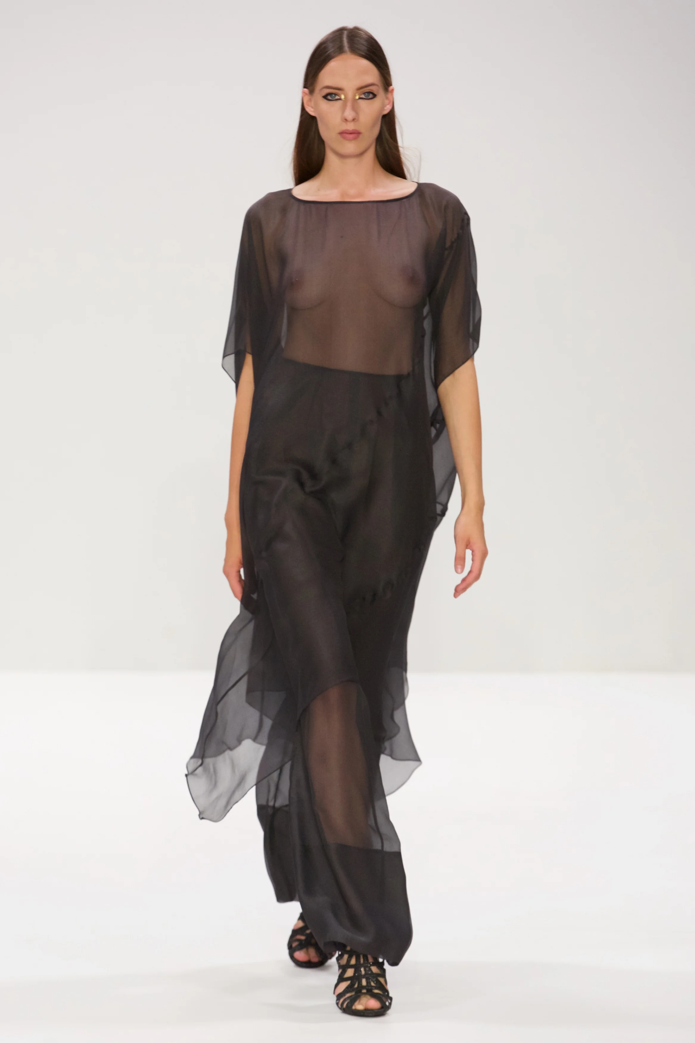 IRYNVIGRE SS18 © Marc Aitken 2017 272017-09-182017.jpg