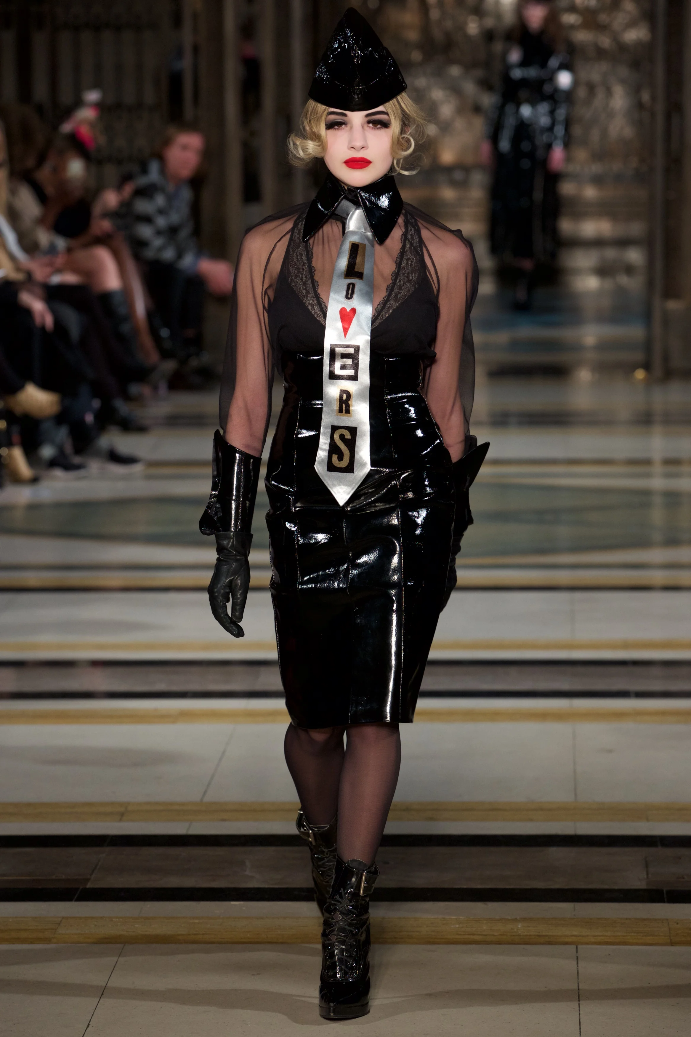 Pam Hogg A-W 17 © Marc Aitken 2017 202017-02-192017.jpg