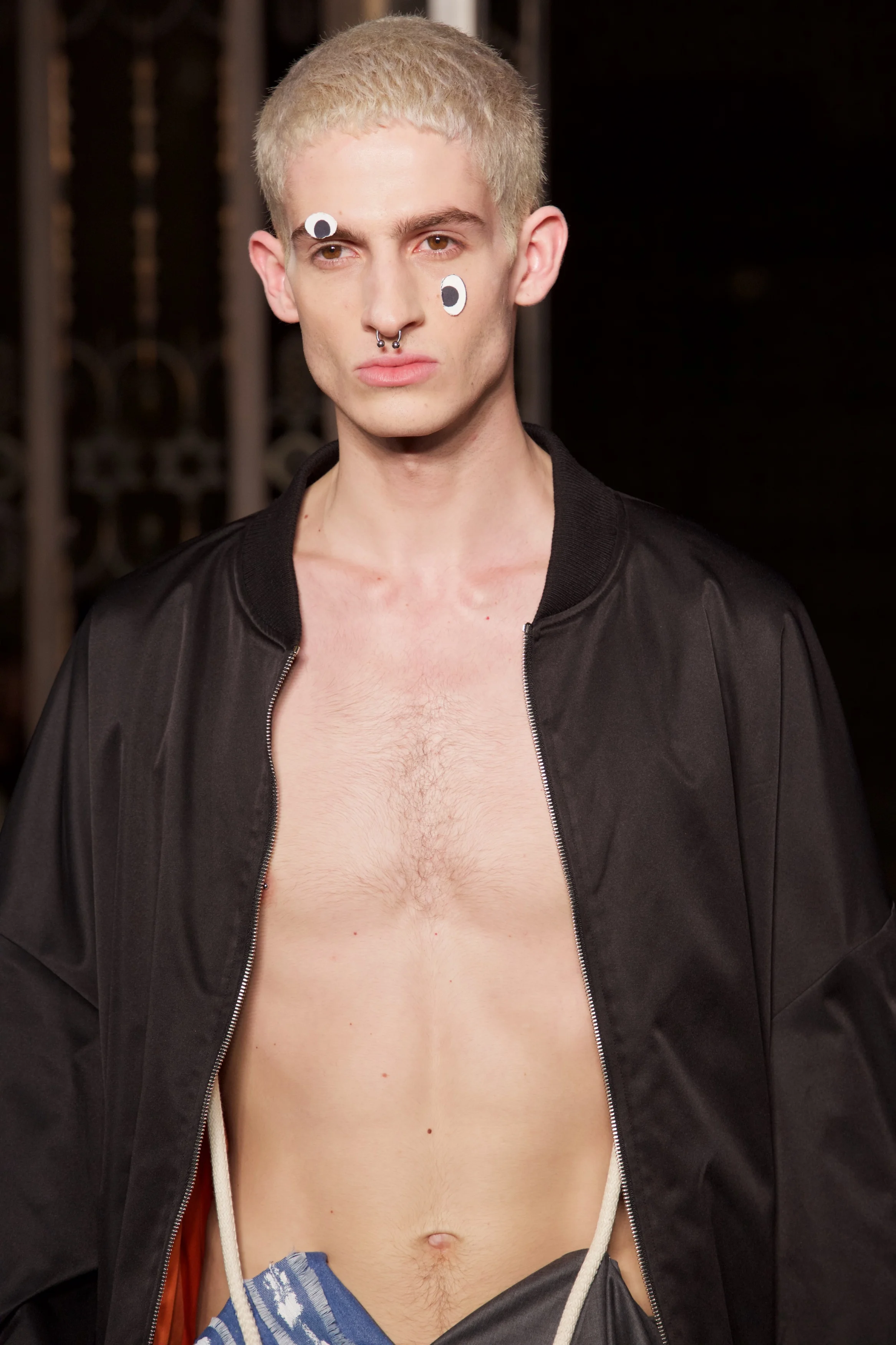 AW17-DUMPTY SS 17 © Marc Aitken 2018-10009-MA.jpg