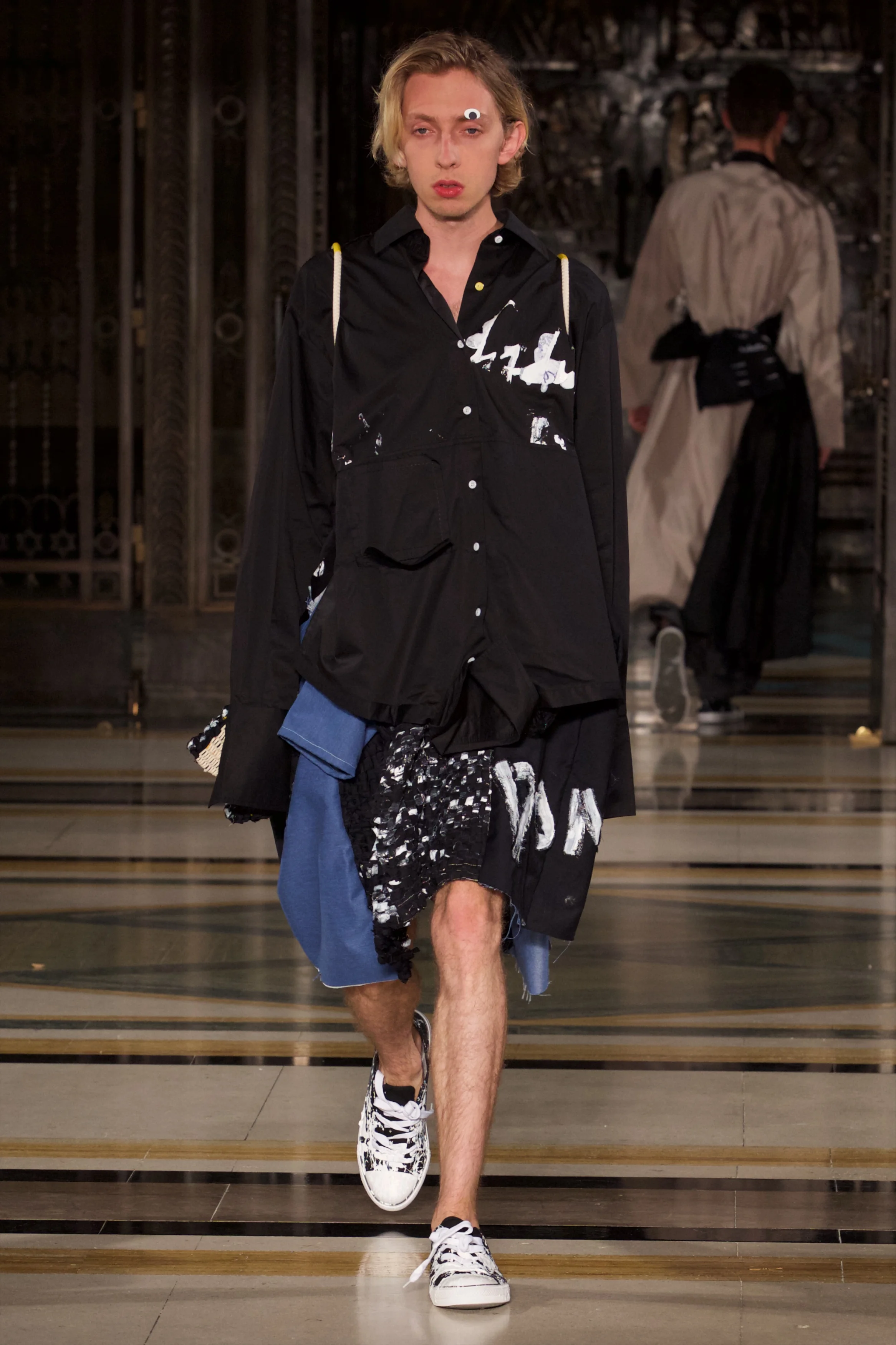 AW17-DUMPTY SS 17 © Marc Aitken 2018-10017-MA.jpg